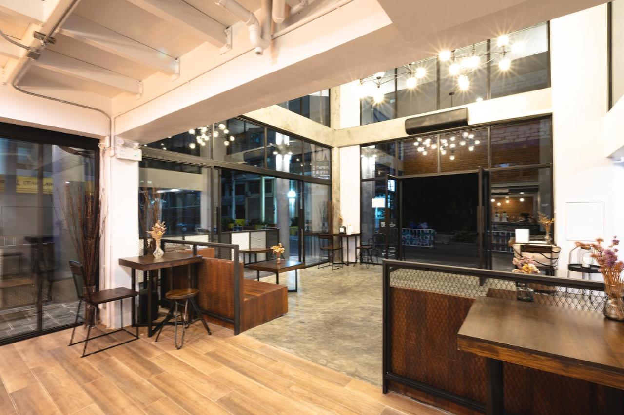 Wire Bangkok Prakhanong Экстерьер фото