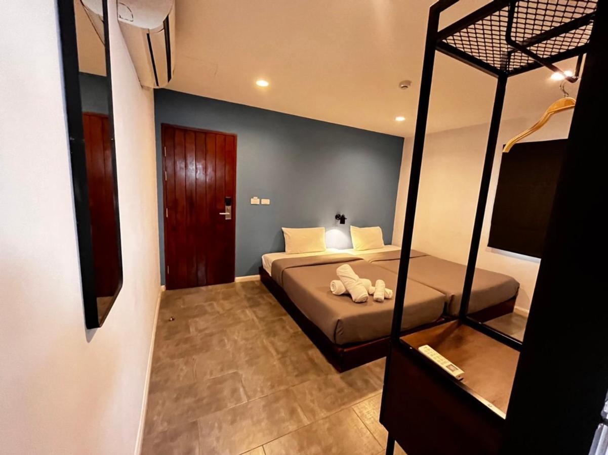 Wire Bangkok Prakhanong Экстерьер фото
