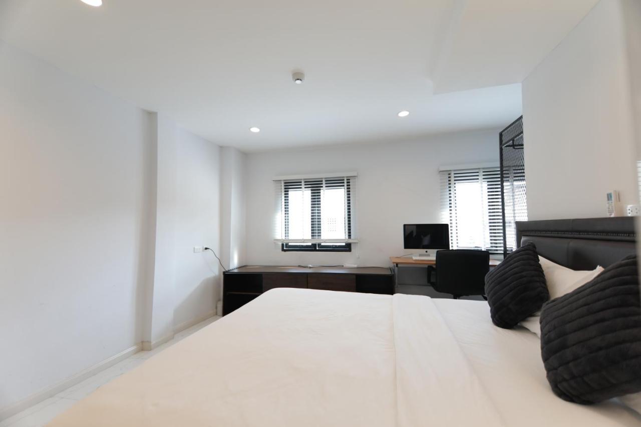 Wire Bangkok Prakhanong Экстерьер фото