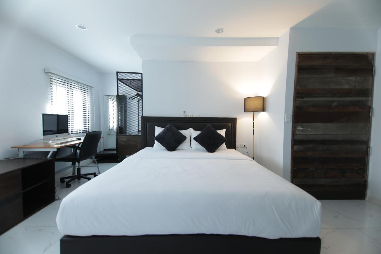 Wire Bangkok Prakhanong Экстерьер фото